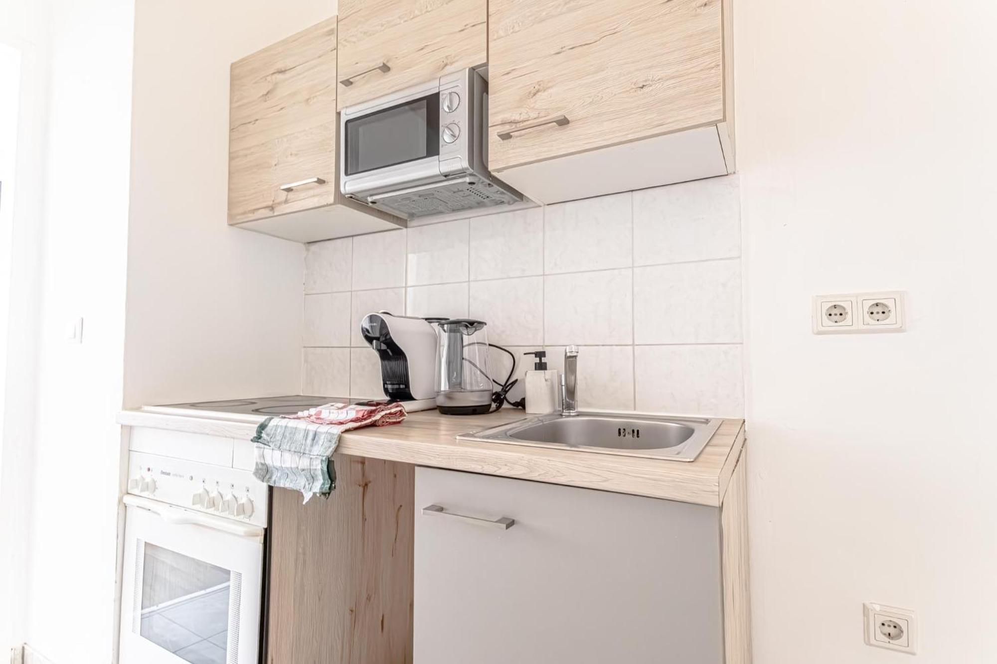 Explore Vienna 2Br And 1Lr Retreat Near Westbahnhof Екстериор снимка