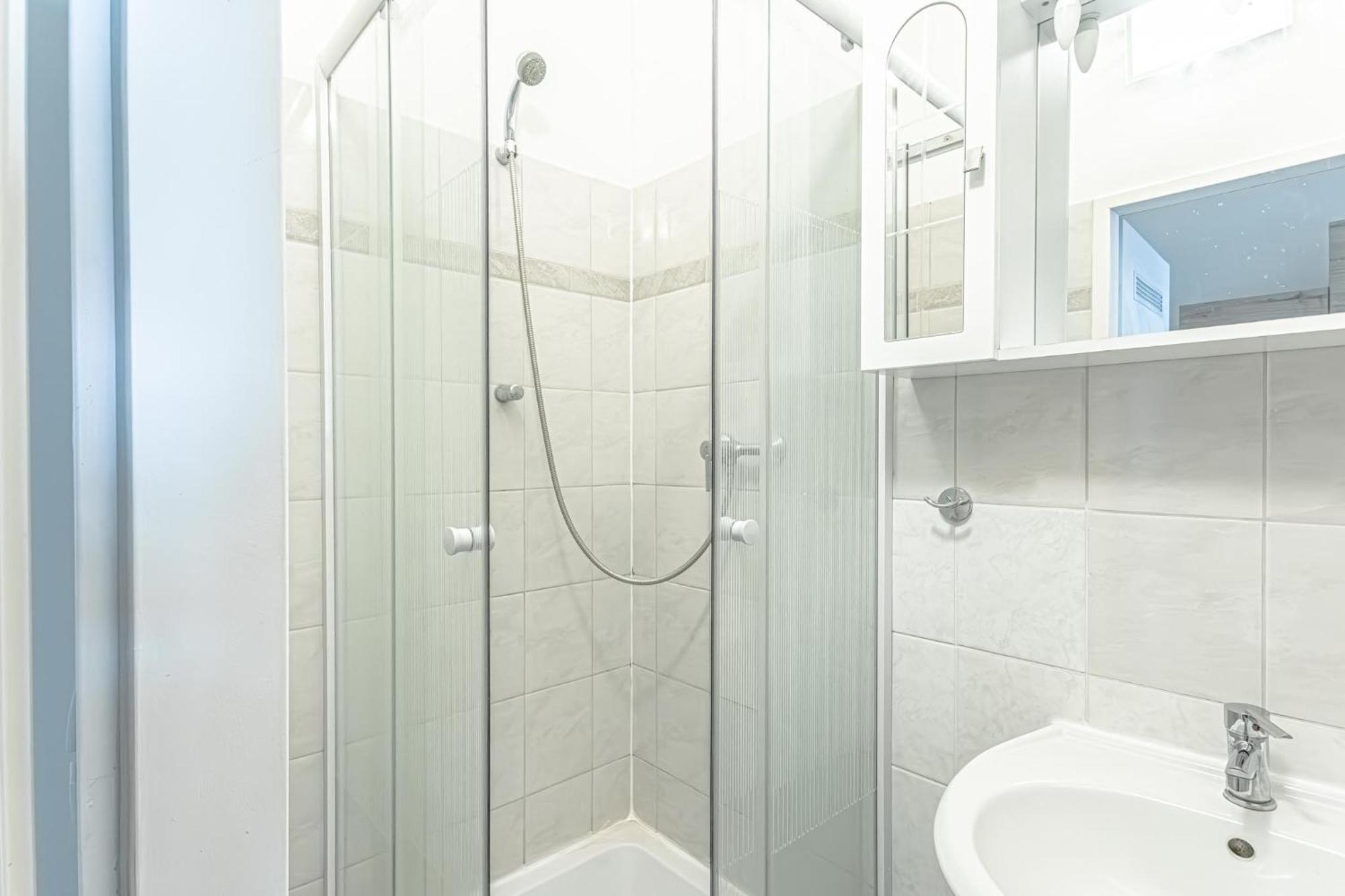 Explore Vienna 2Br And 1Lr Retreat Near Westbahnhof Екстериор снимка